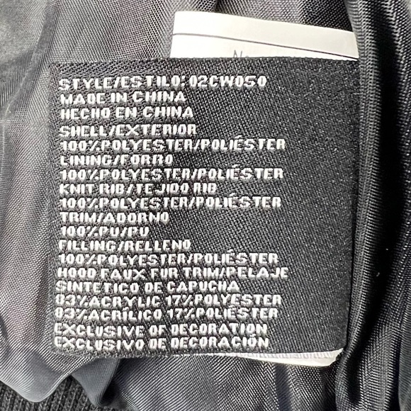 Canada Weathergear Kids Size 4 Winter Puffer Jacket Red Black Waterproof New NWT - Picture 10 of 12